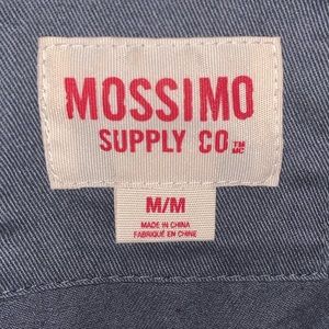 Mossimo trench coat Size:Medium